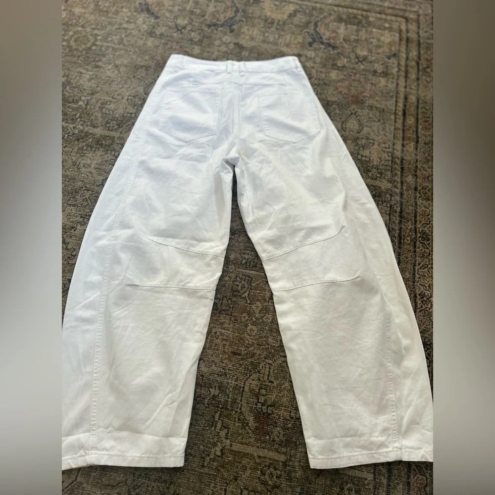 NWOT Amazon Bright White Barrel Denim Jeans